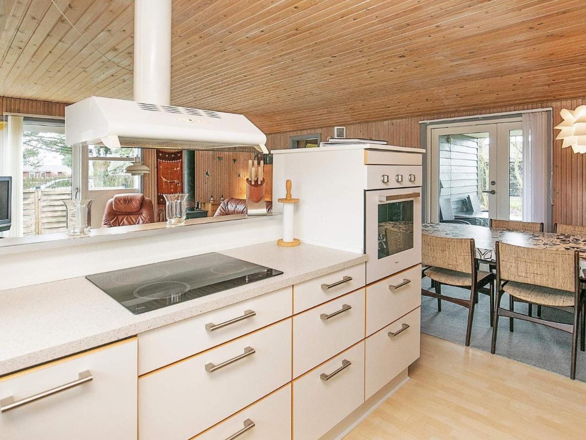 8 Person Holiday Home In Hesselager Exterior foto