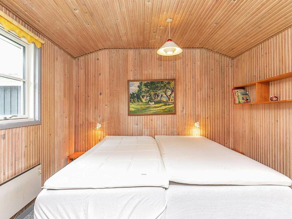 8 Person Holiday Home In Hesselager Exterior foto
